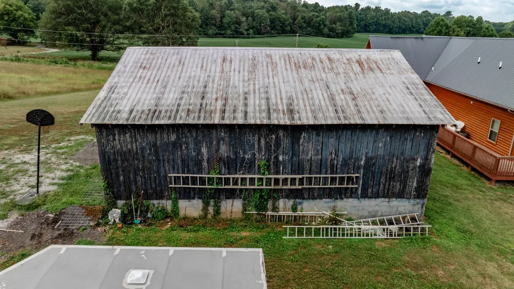 5332 Highway 452 Eubank KY 42567