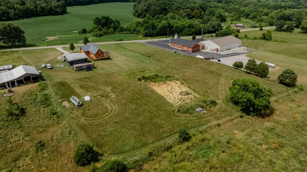 5332 Highway 452 Eubank KY 42567