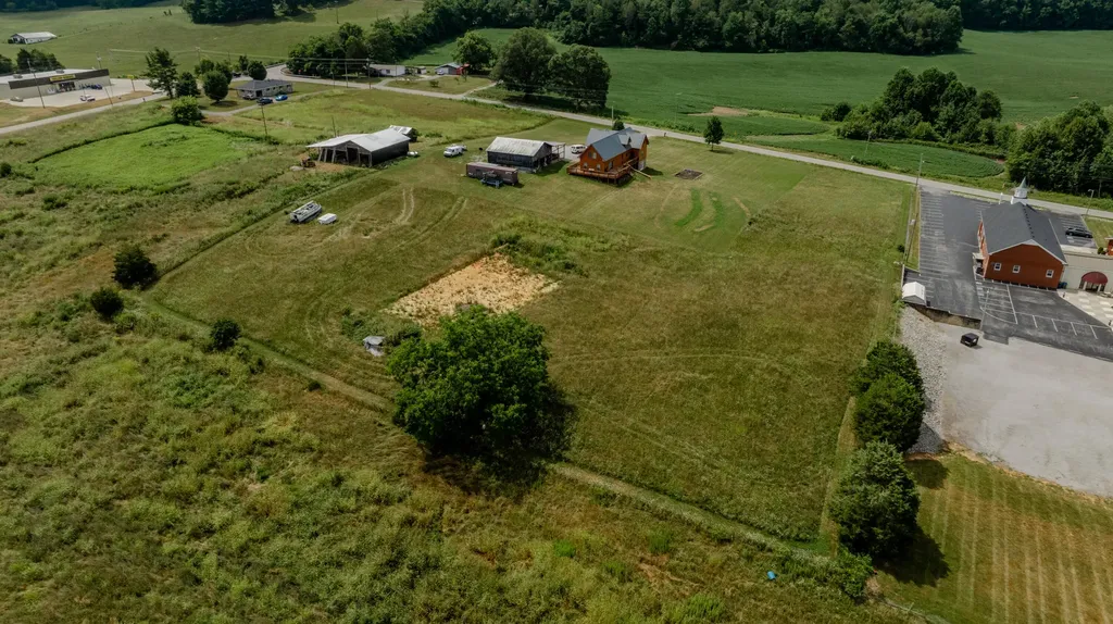 5332 Highway 452 Eubank KY 42567
