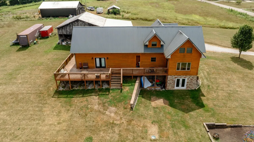 5332 Highway 452 Eubank KY 42567