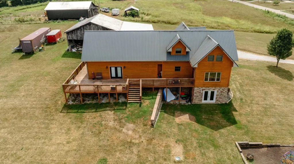 5332 Highway 452 Eubank KY 42567