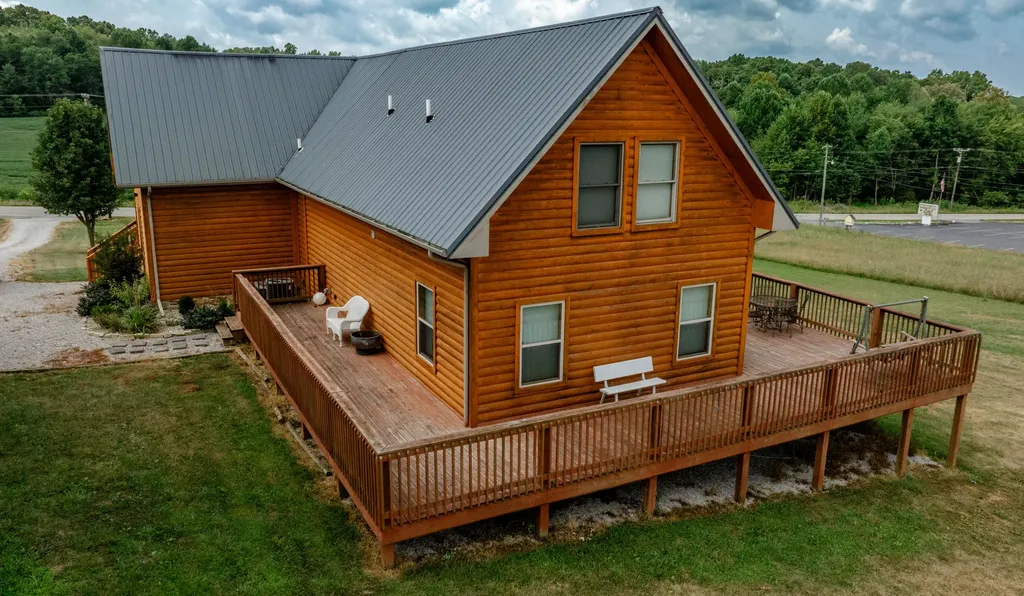 5332 Highway 452 Eubank KY 42567