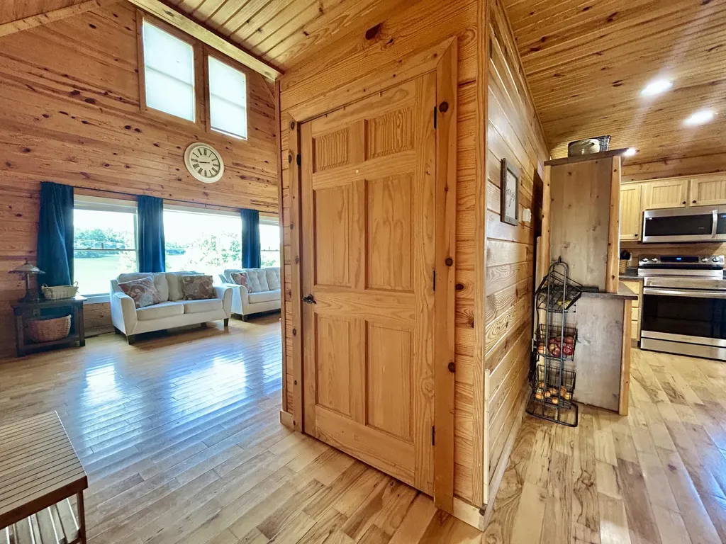 5332 Highway 452 Eubank KY 42567
