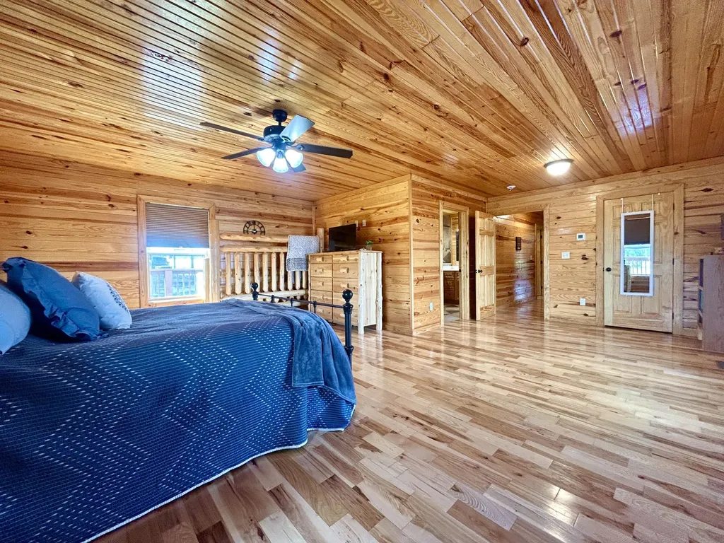 5332 Highway 452 Eubank KY 42567