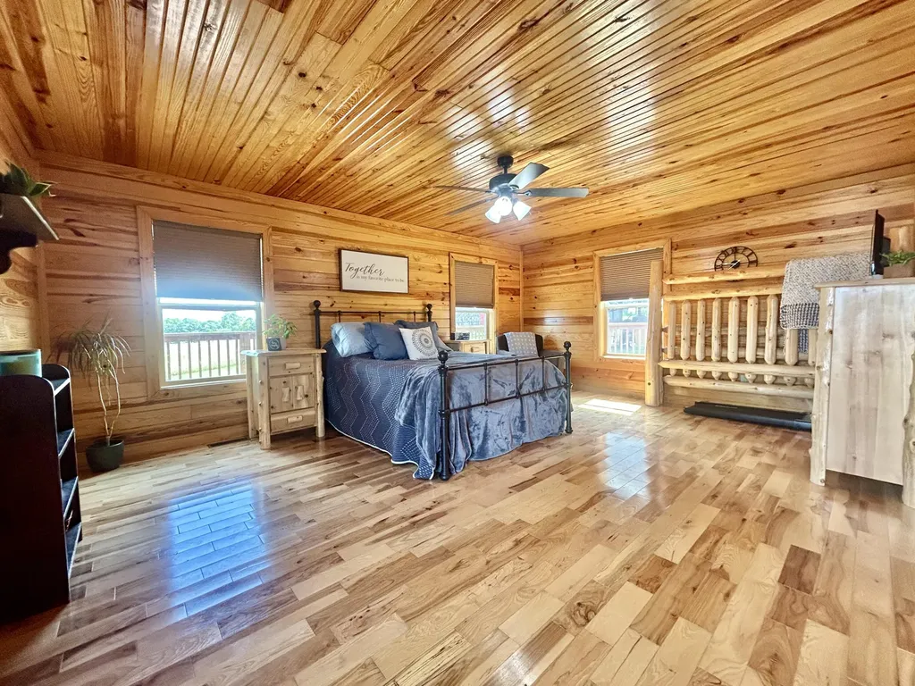 5332 Highway 452 Eubank KY 42567
