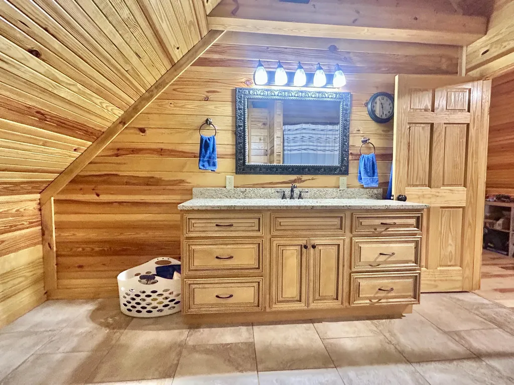 5332 Highway 452 Eubank KY 42567