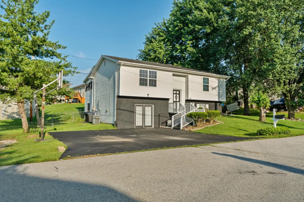 1108 Palisades Drive Frankfort KY 40601