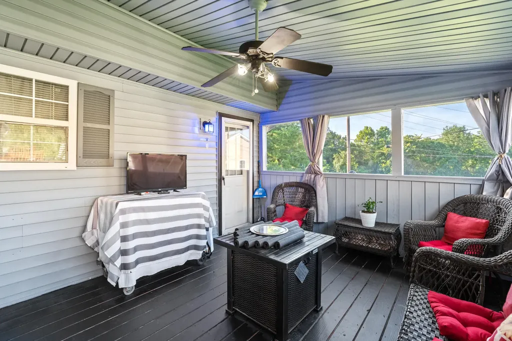 1108 Palisades Drive Frankfort KY 40601