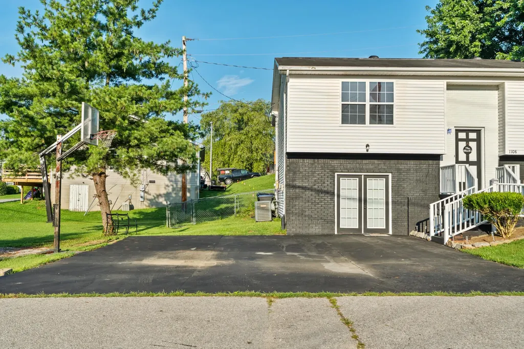 1108 Palisades Drive Frankfort KY 40601