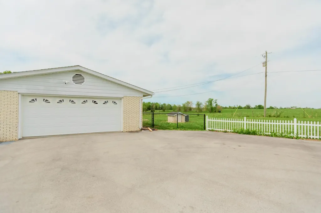 272 Okalona Road Nancy KY 42544