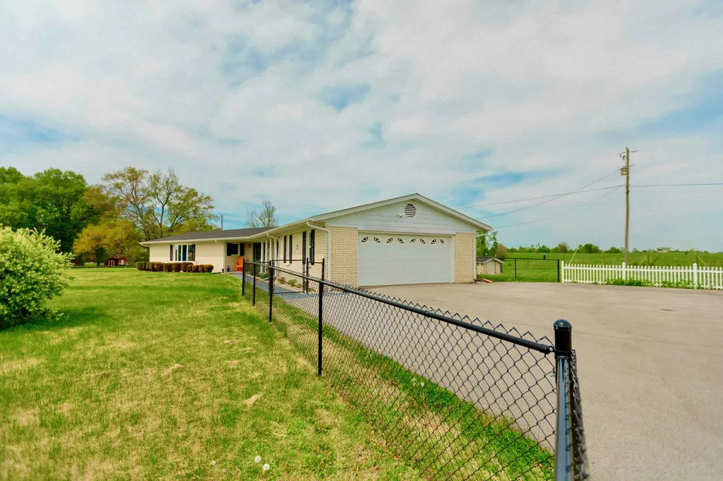 272 Okalona Road Nancy KY 42544