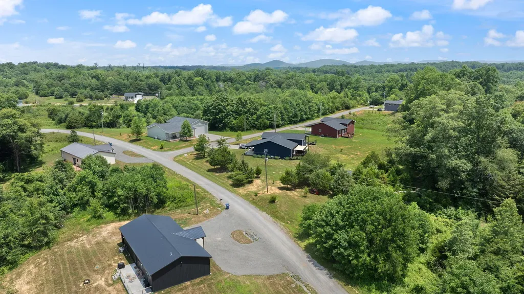237 Christy Circle Nancy KY 42544