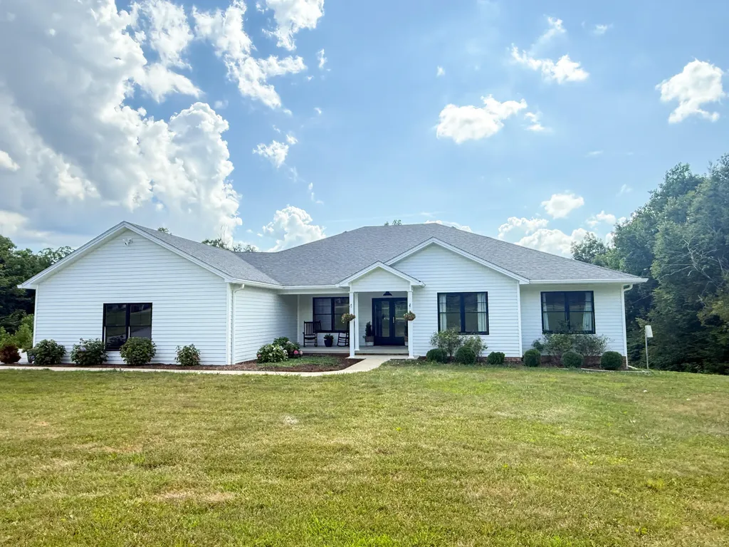 2003 Cream Ridge Road Junction City KY 40440
