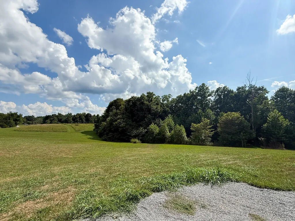 2003 Cream Ridge Road Junction City KY 40440