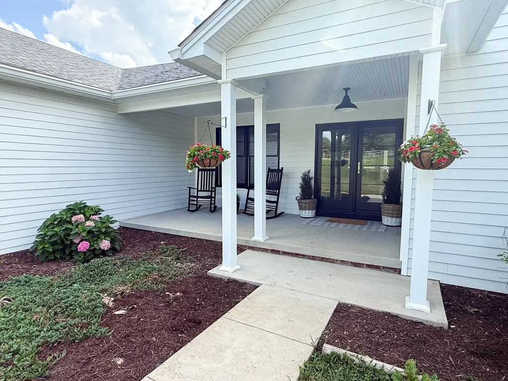 2003 Cream Ridge Road Junction City KY 40440