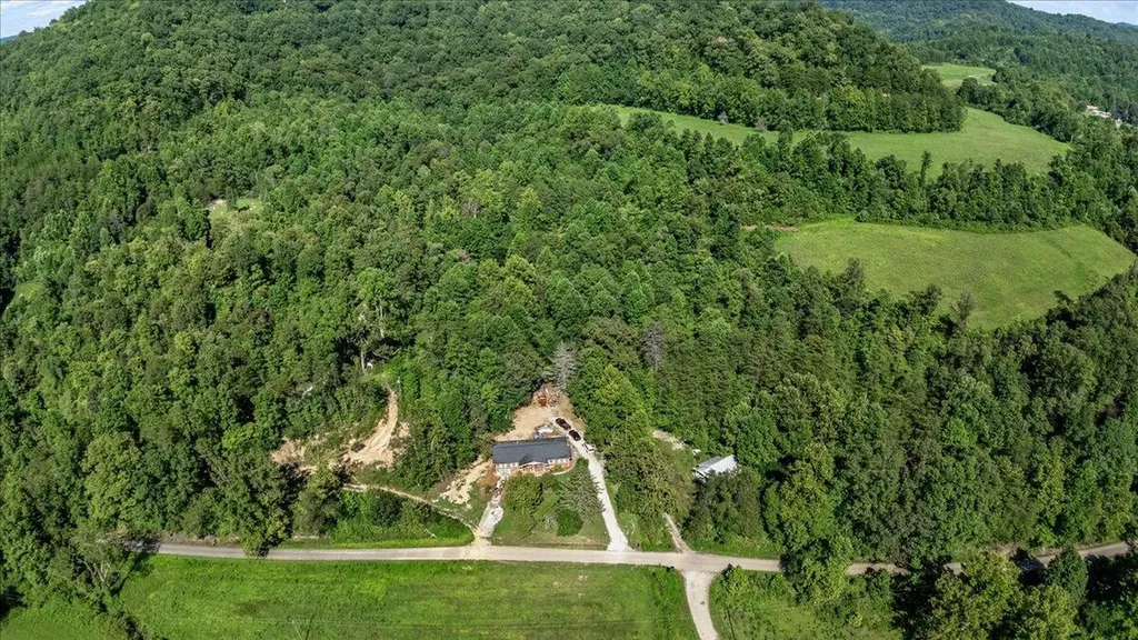928 Indian Creek Road Corbin KY 40701