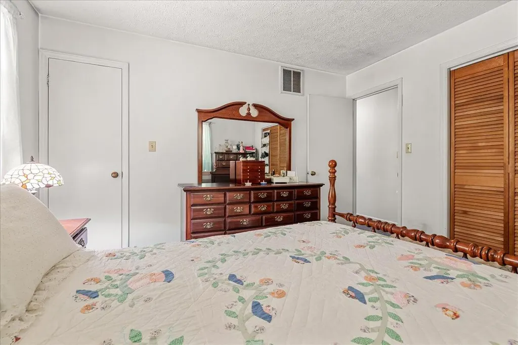 928 Indian Creek Road Corbin KY 40701