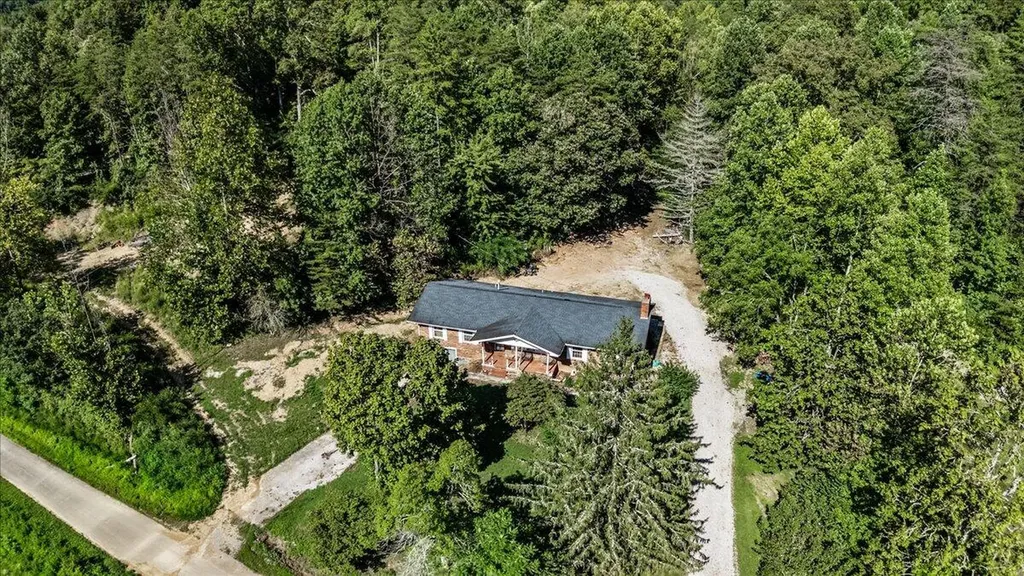 928 Indian Creek Road Corbin KY 40701