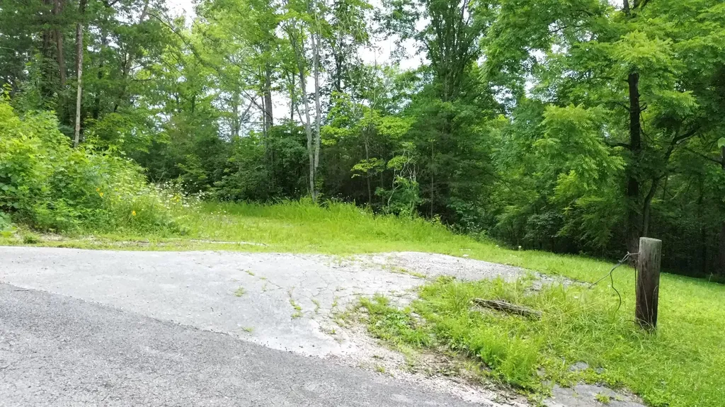 9999 Mountain View Williamsburg KY 40769