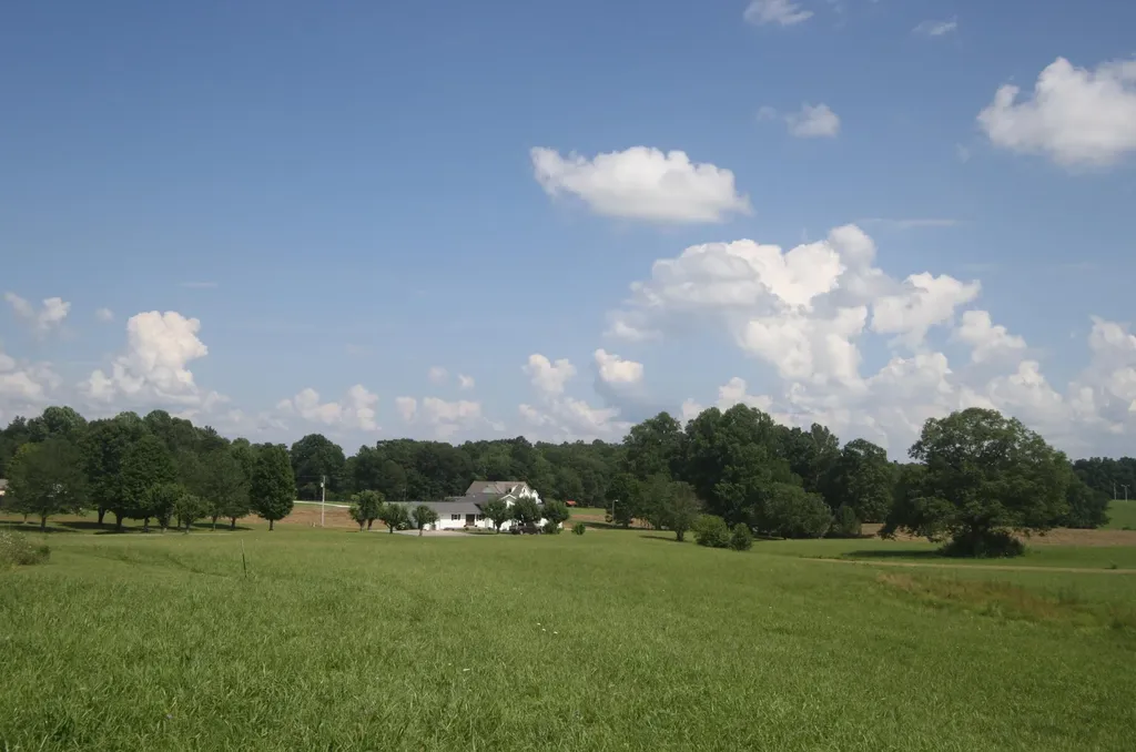 Farm State Highway 290 Mckee KY 40447