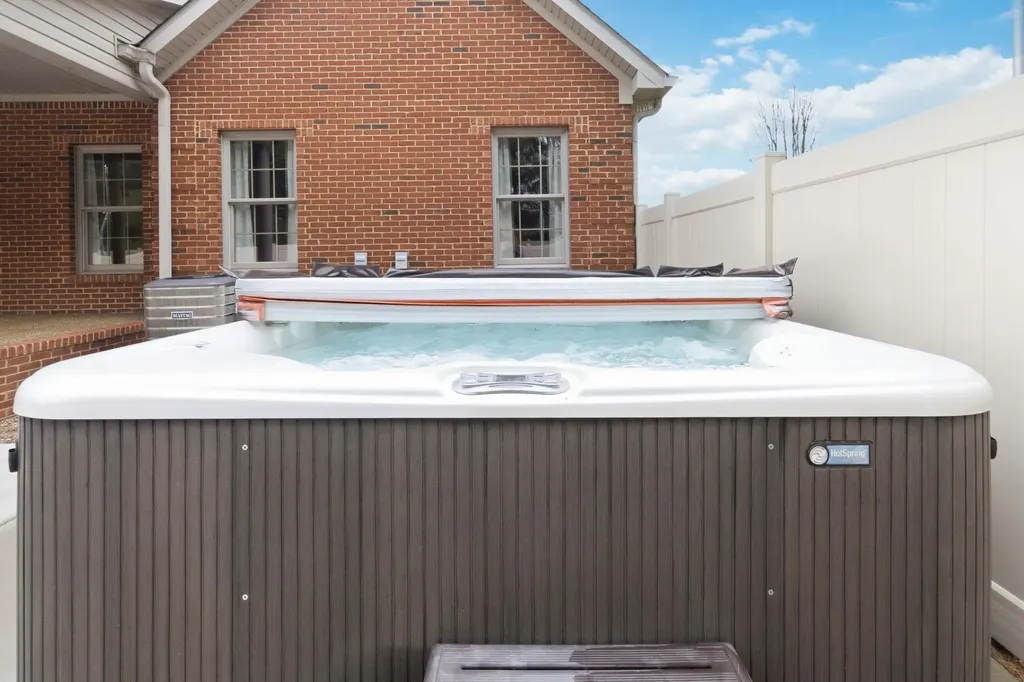 342 Masters Court Hustonville KY 40437