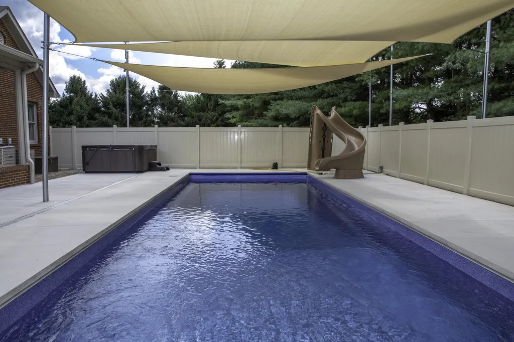 342 Masters Court Hustonville KY 40437