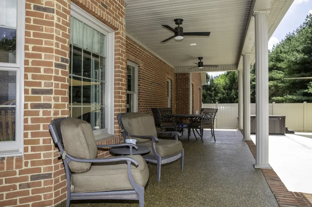 342 Masters Court Hustonville KY 40437