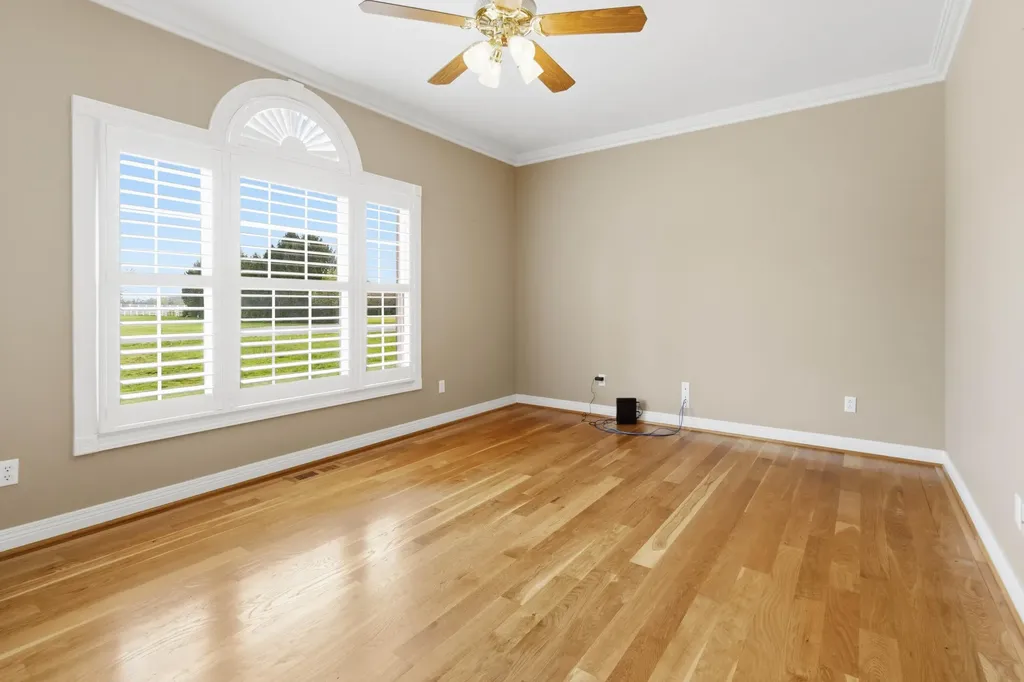 342 Masters Court Hustonville KY 40437