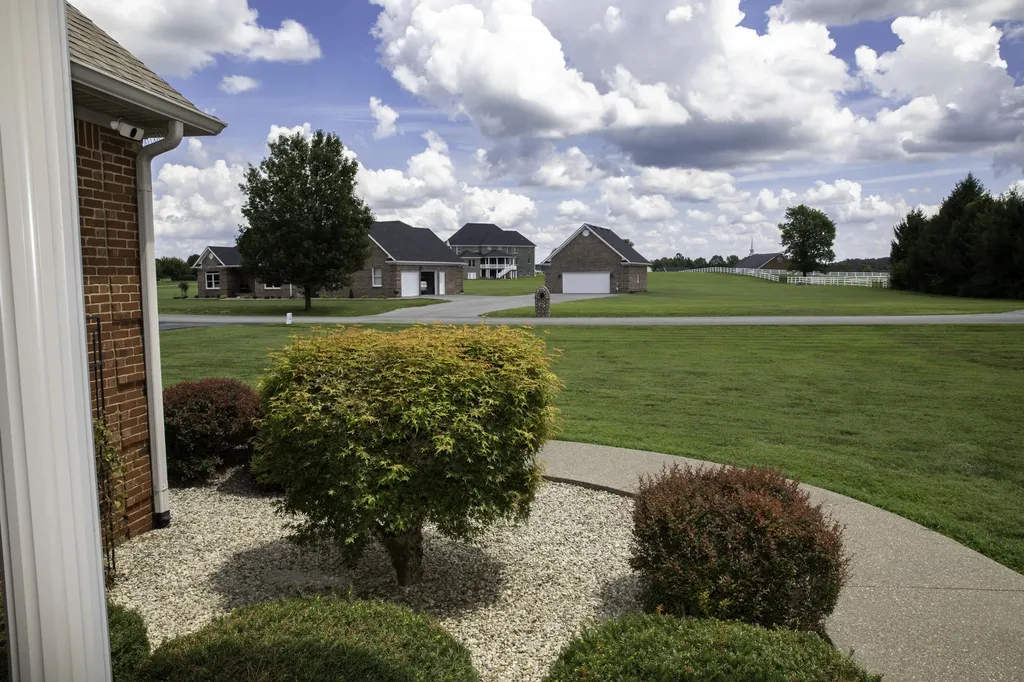 342 Masters Court Hustonville KY 40437