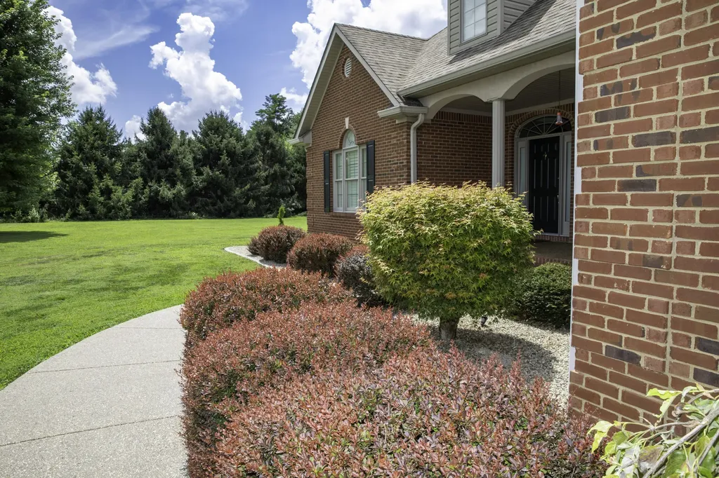 342 Masters Court Hustonville KY 40437
