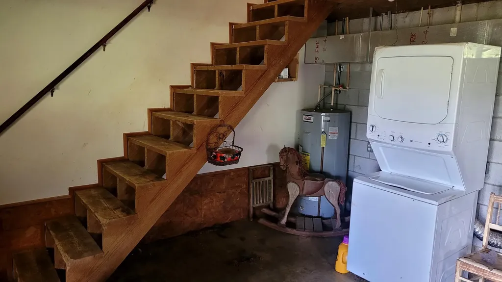 6758 Highway 1693 Wellington KY 40387