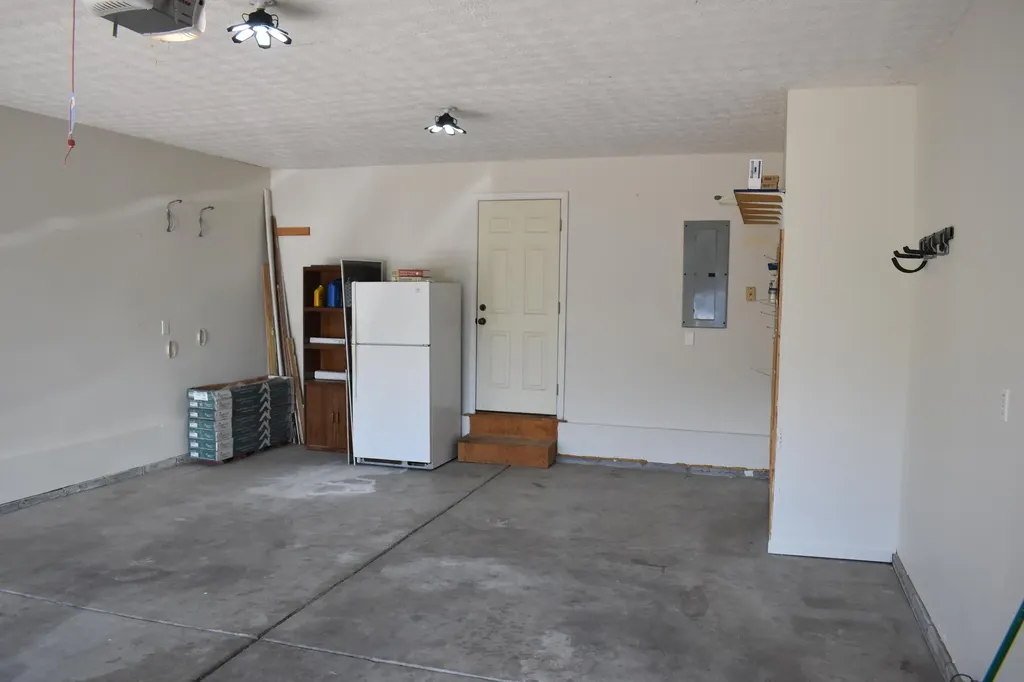 233 Savannah Drive Nicholasville KY 40356