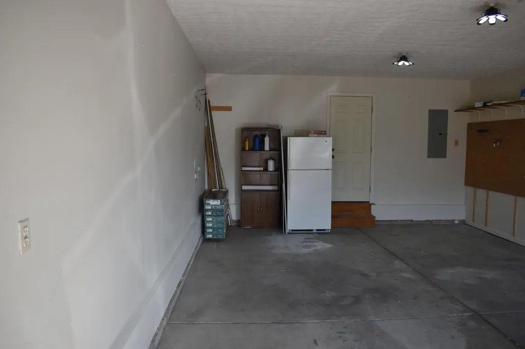 233 Savannah Drive Nicholasville KY 40356