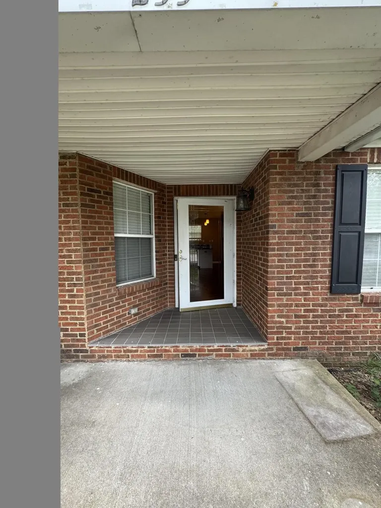 233 Savannah Drive Nicholasville KY 40356