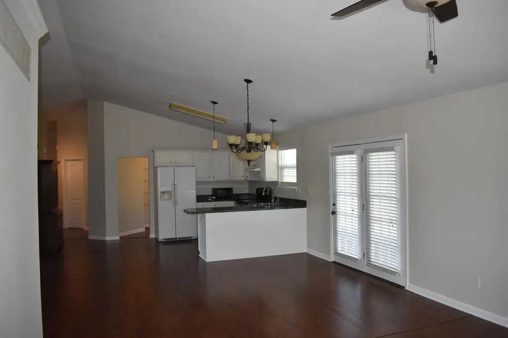 233 Savannah Drive Nicholasville KY 40356