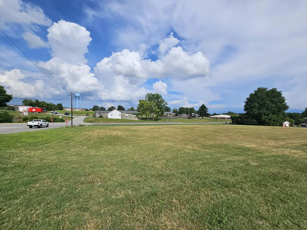 228 Powell Street Stanford KY 40484