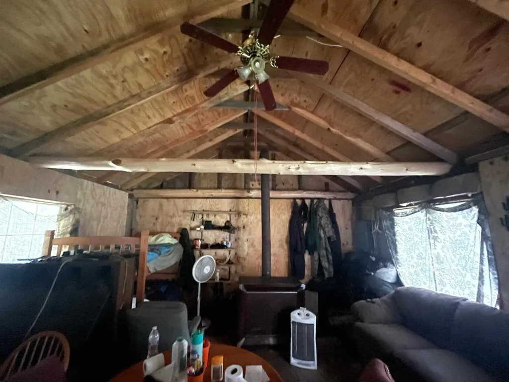 2607 Royalty Ridge Road Willisburg KY 40078
