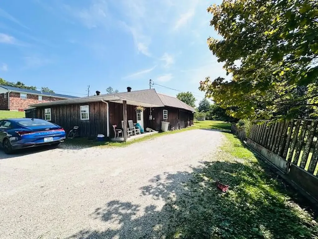425 Parker Memorial Drive Olive Hill KY 41164
