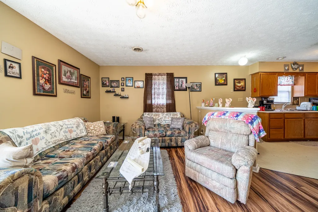 425 Parker Memorial Drive Olive Hill KY 41164