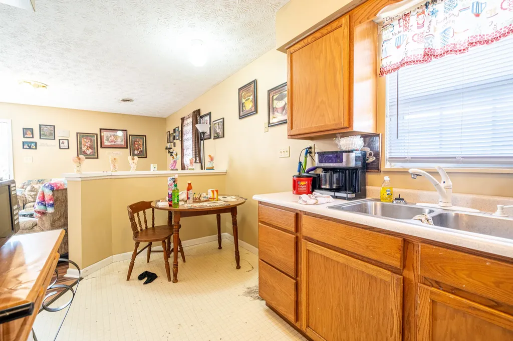 425 Parker Memorial Drive Olive Hill KY 41164