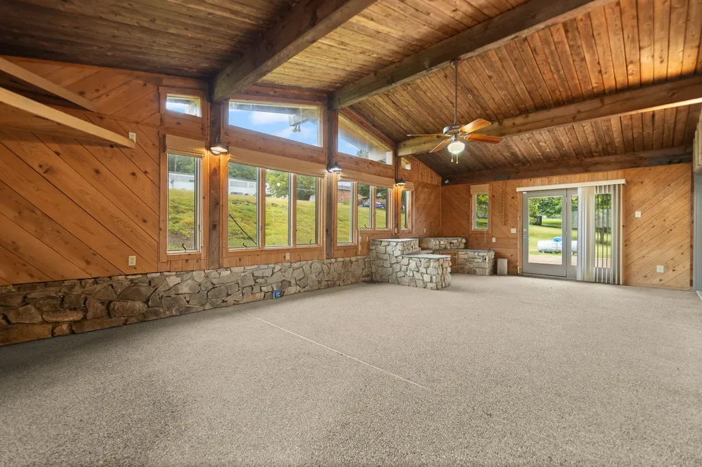 425 Parker Memorial Drive Olive Hill KY 41164
