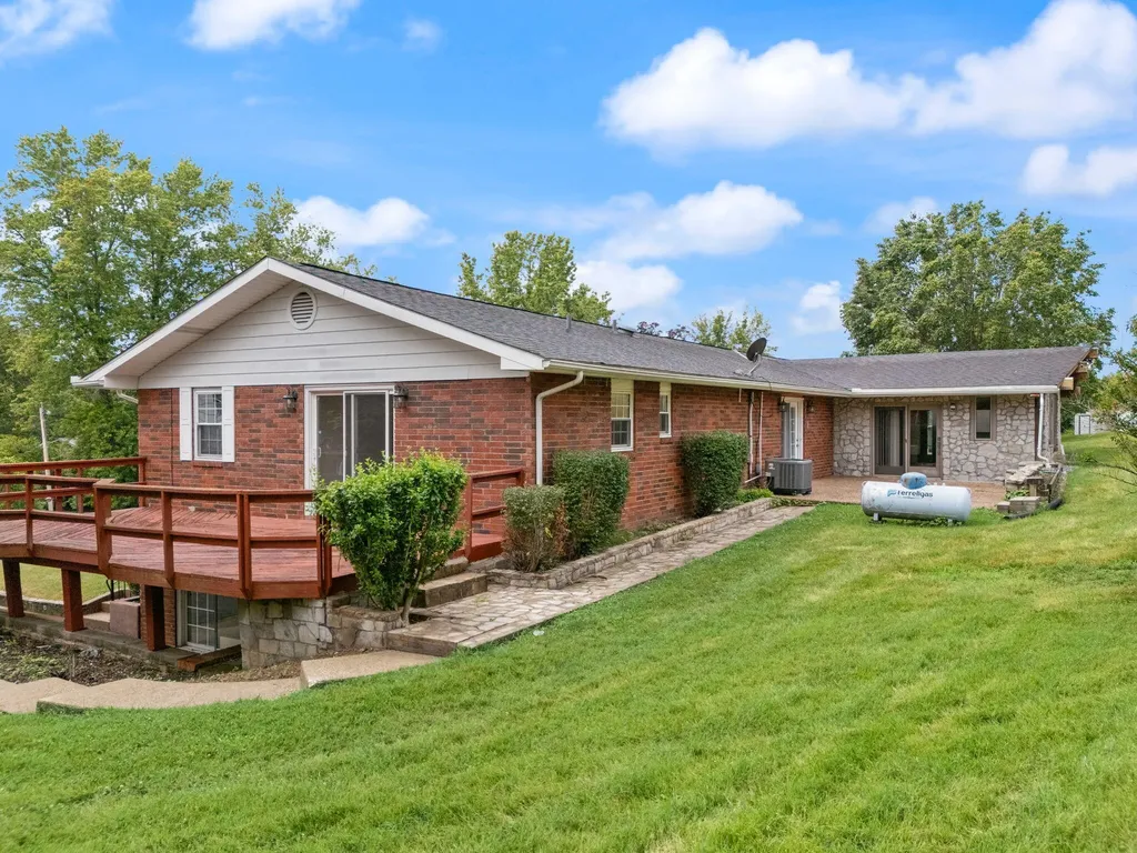 425 Parker Memorial Drive Olive Hill KY 41164