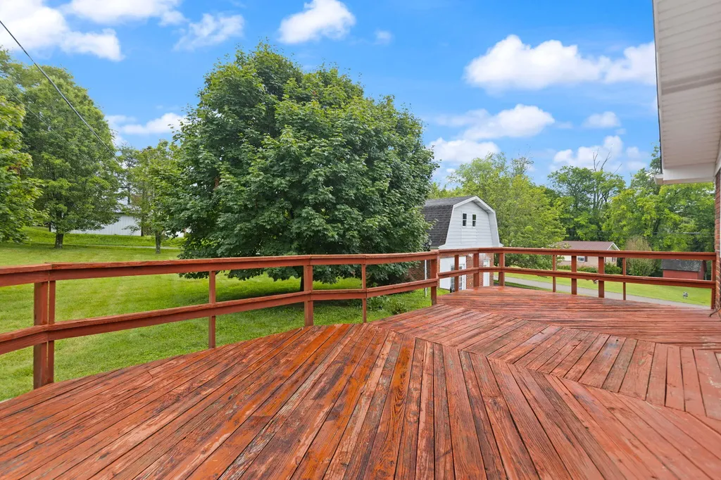 425 Parker Memorial Drive Olive Hill KY 41164