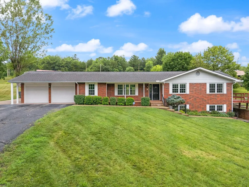 425 Parker Memorial Drive Olive Hill KY 41164