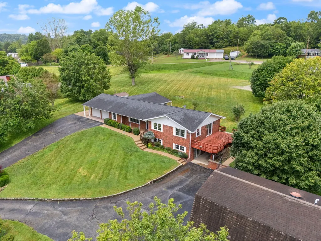 425 Parker Memorial Drive Olive Hill KY 41164