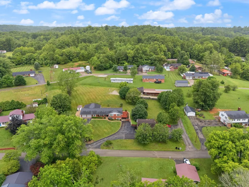 425 Parker Memorial Drive Olive Hill KY 41164