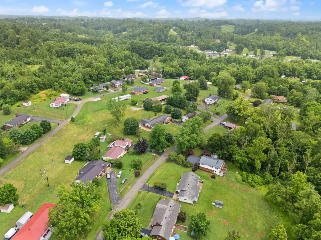 425 Parker Memorial Drive Olive Hill KY 41164