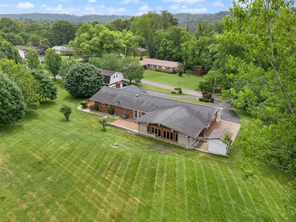 425 Parker Memorial Drive Olive Hill KY 41164