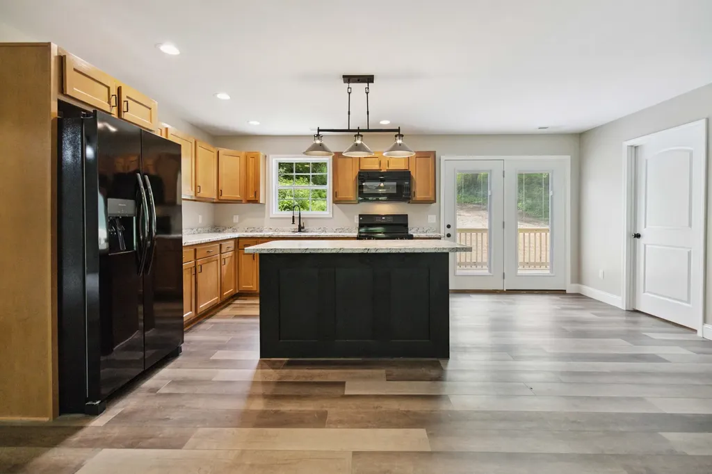 290 Walton Road Irvine KY 40336