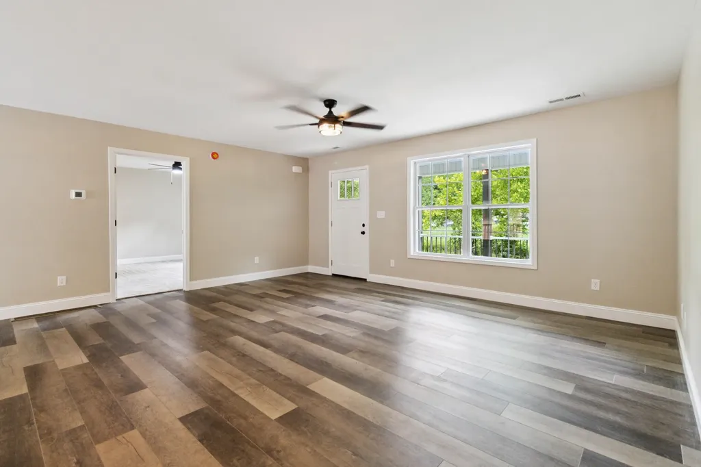 290 Walton Road Irvine KY 40336